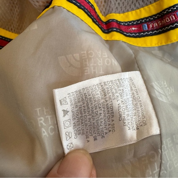 North Face Summit Series Gore-Tex  Jacket With Liner Rare Yellow Orange Medium - Picture 8 of 9